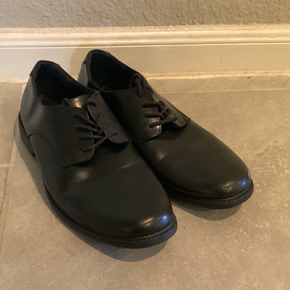 Classic Black Men's Dress Shoes